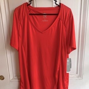NWT size 3x red athletic tee